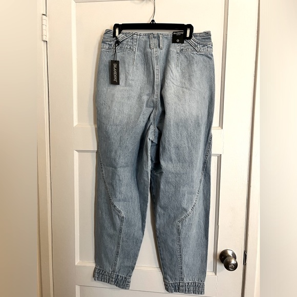 NWT BlankNYC jeans, size 30 - Picture 2 of 2